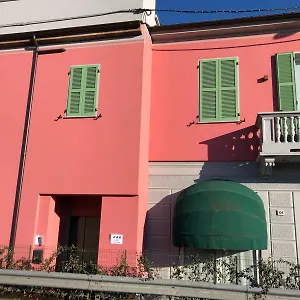 Couette-café Oltrepo, Casteggio